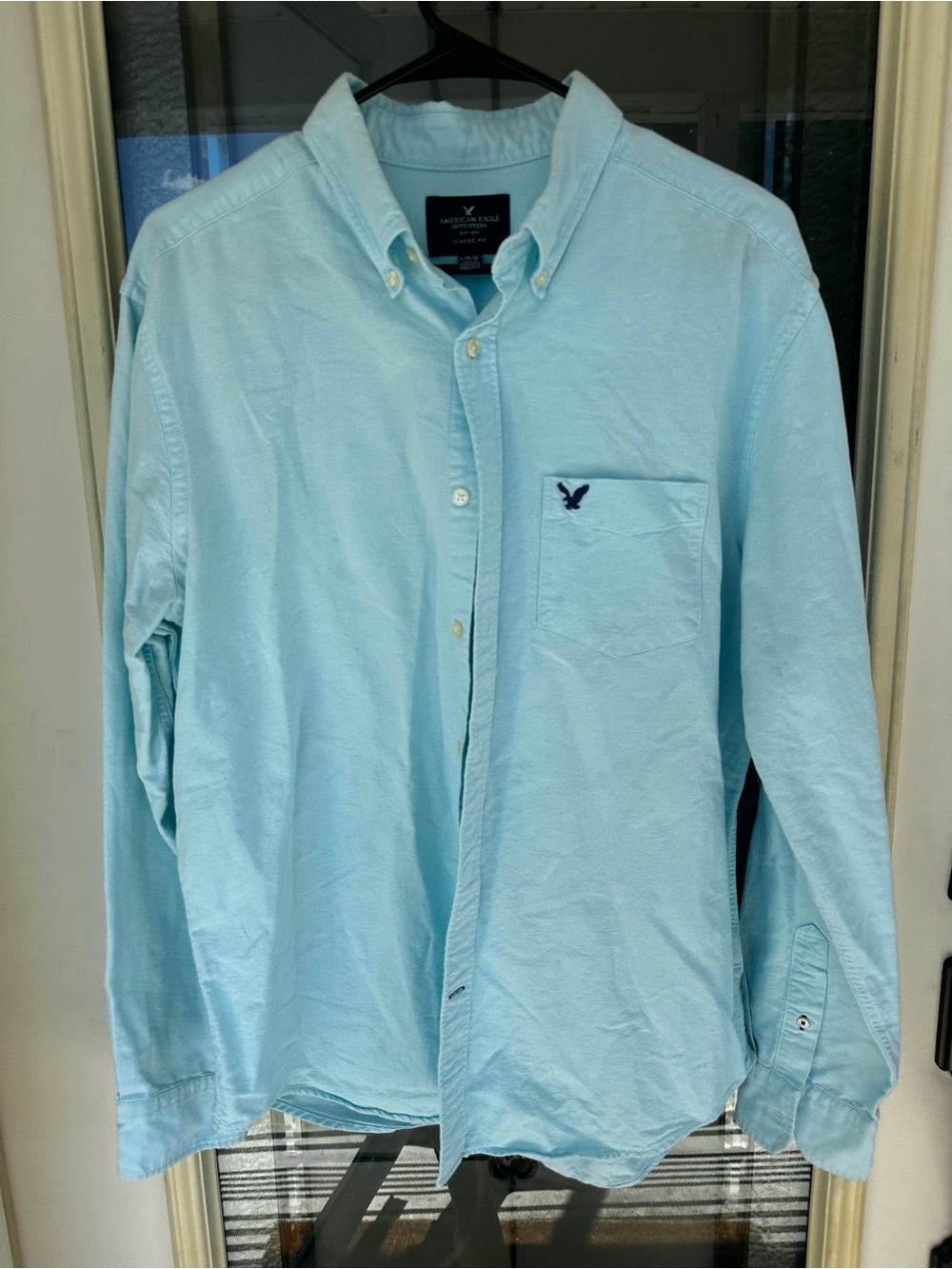 Men’s American Eagle Outfitters Light Blue Button-Down Oxford Shirt